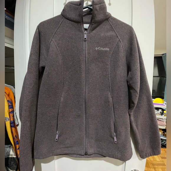 SOLD🚨Columbia EUC Zipper Jacket in Lilac/Grey (S) - Picture 3 of 14